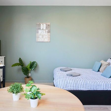 Locationstourcoing - Le Croise Apartment Bagian luar foto